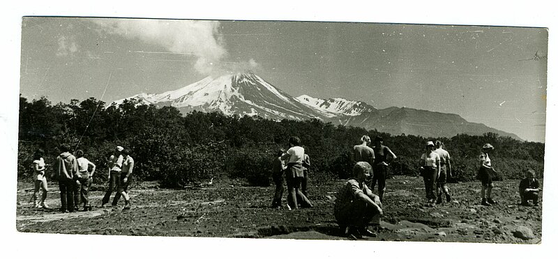 LU SIMTGADES ATKLĀJUMS. Fotogrāfija no lauka prakses reģionālajā ģeogrāfijā Kamčatkā 