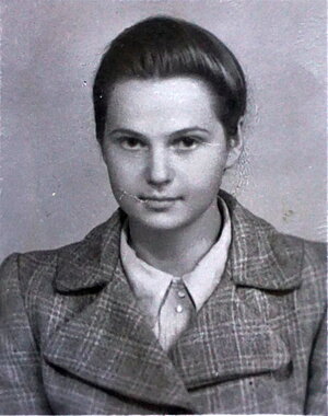 Elga Kaupuša, LVU studente ap 1946. gadu. Foto: LU Muzeja krājums 