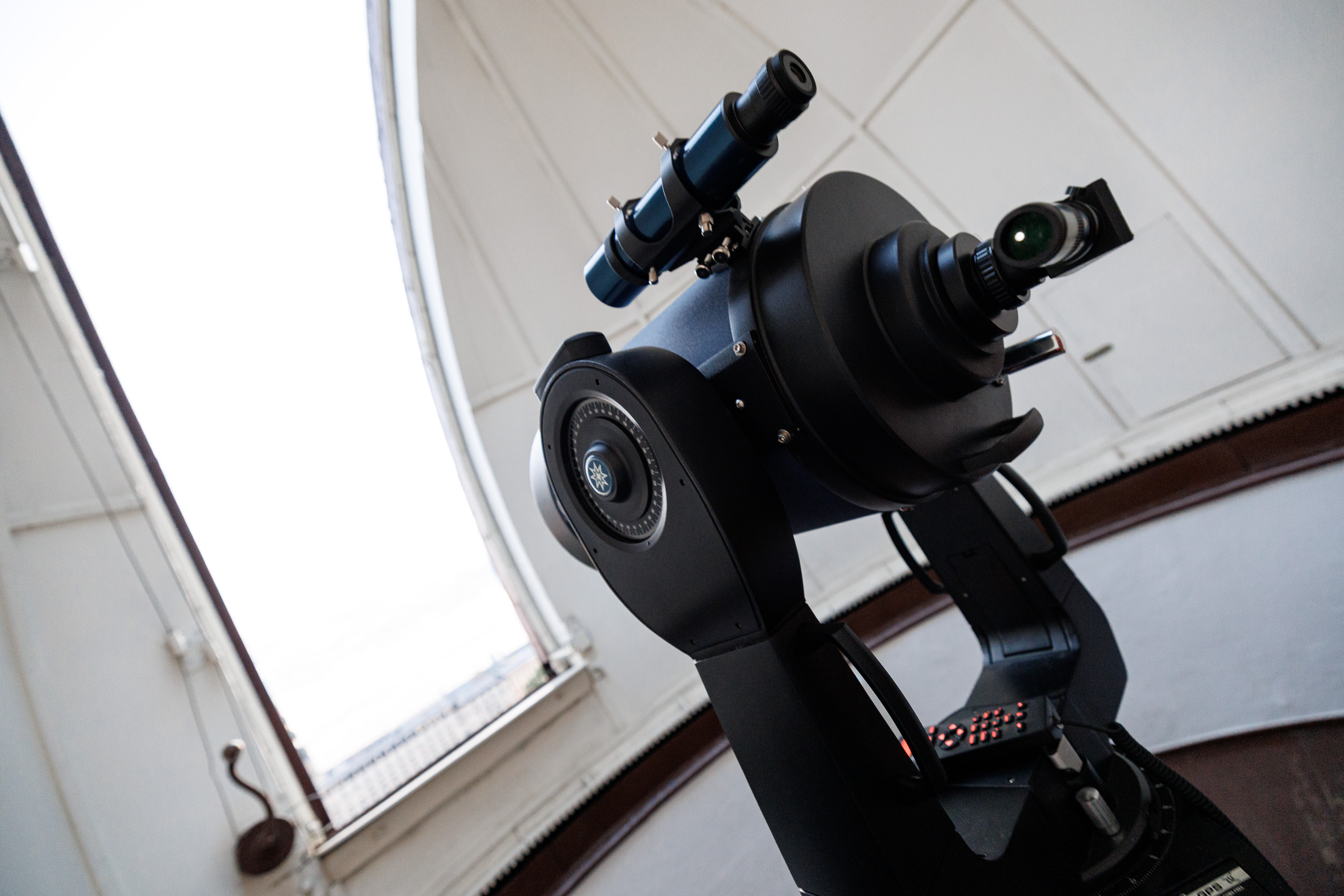 Meade teleskops LU Astronomiskajā tornī. Foto: Toms Norde